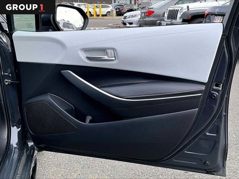 Used 2024 Toyota Corolla SE w/ SE Premium Package image 23