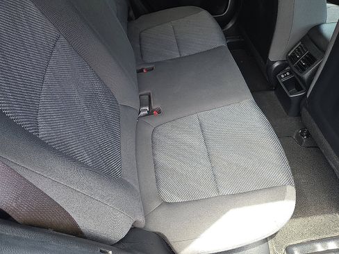 Used 2024 Kia Seltos LX AWD/4WD image 19