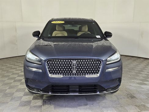 Used 2022 Lincoln Corsair Reserve image 3