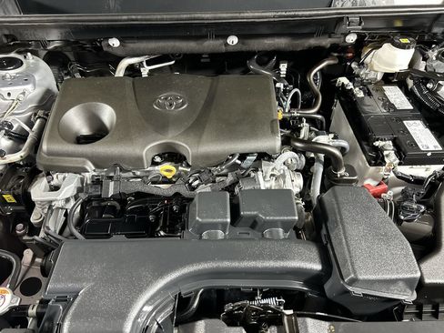 Used 2025 Toyota RAV4 XLE FWD image 11