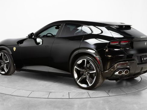 Used 2025 Ferrari Purosangue image 5