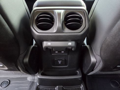 New 2026 Jeep Wrangler Sahara AWD/4WD image 19