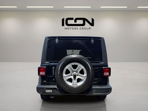 Used 2020 Jeep Wrangler Unlimited Sport S AWD/4WD image 3