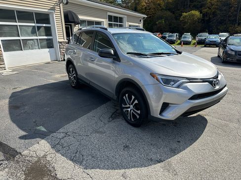 Used 2012 Toyota RAV4 4WD image 4