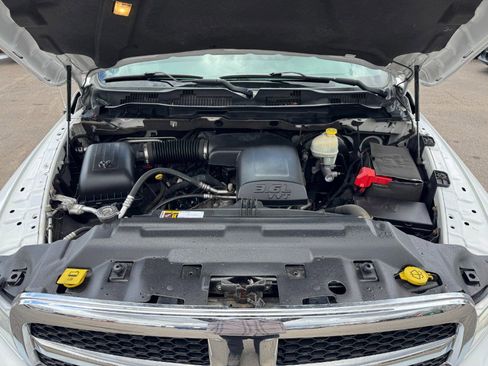 Used 2014 RAM 1500 Classic SLT w/ Luxury Group AWD/4WD image 23