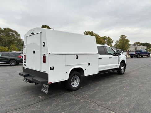 Used 2023 Ford F350 XL w/ Snow Plow Prep Package AWD/4WD image 5