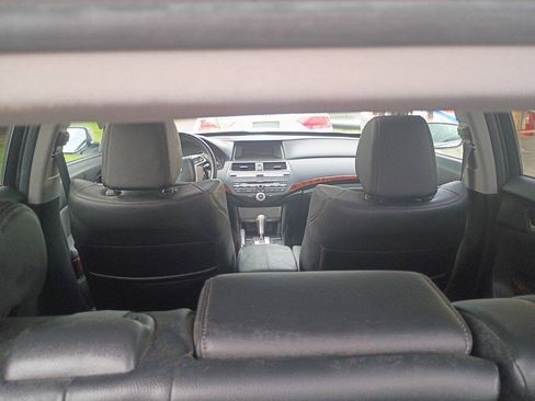 Used 2010 Honda Crosstour EX-L image 19