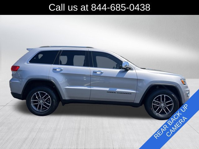 Used 2018 Jeep Grand Cherokee Limited AWD/4WD image 4