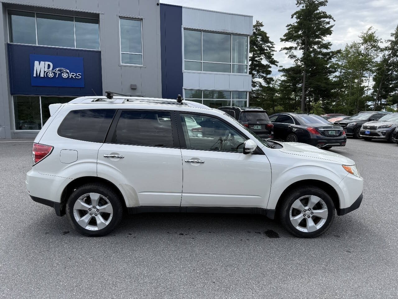 Used 2011 Subaru Forester 2.5XT Touring AWD/4WD image 6