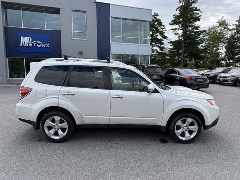 Used 2011 Subaru Forester 2.5XT Touring AWD/4WD image 6