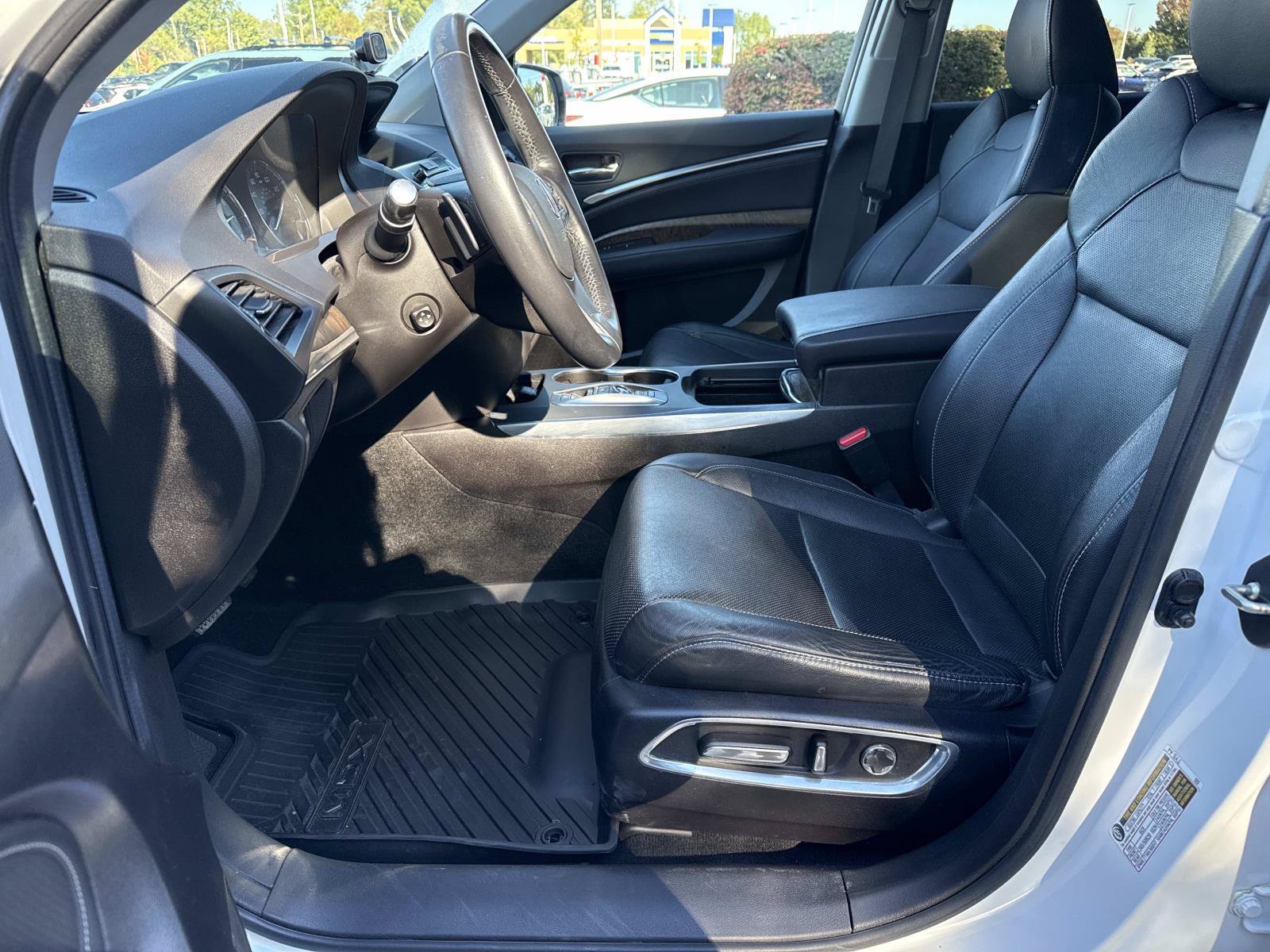 Used 2020 Acura MDX w/ Technology Package AWD/4WD image 29