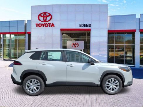 New 2026 Toyota Corolla Cross L FWD image 2