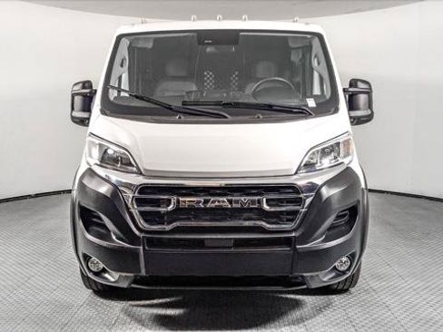 Used 2025 RAM ProMaster 2500 w/ U-Haul Equipment Group FWD image 12