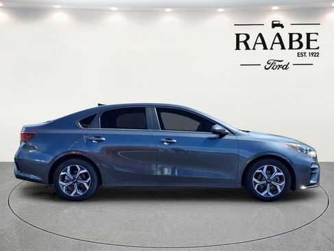 Used 2021 Kia Forte LXS FWD image 8