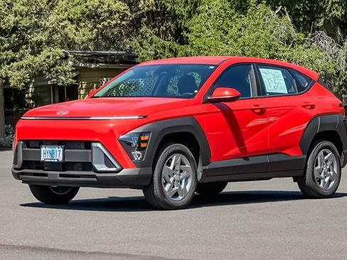 Used 2026 Hyundai Kona SE AWD/4WD image 9