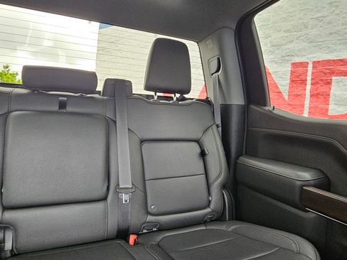 Used 2021 GMC Sierra 1500 SLT AWD/4WD image 26