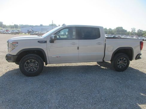 New 2026 GMC Sierra 1500 AT4X AWD/4WD image 9