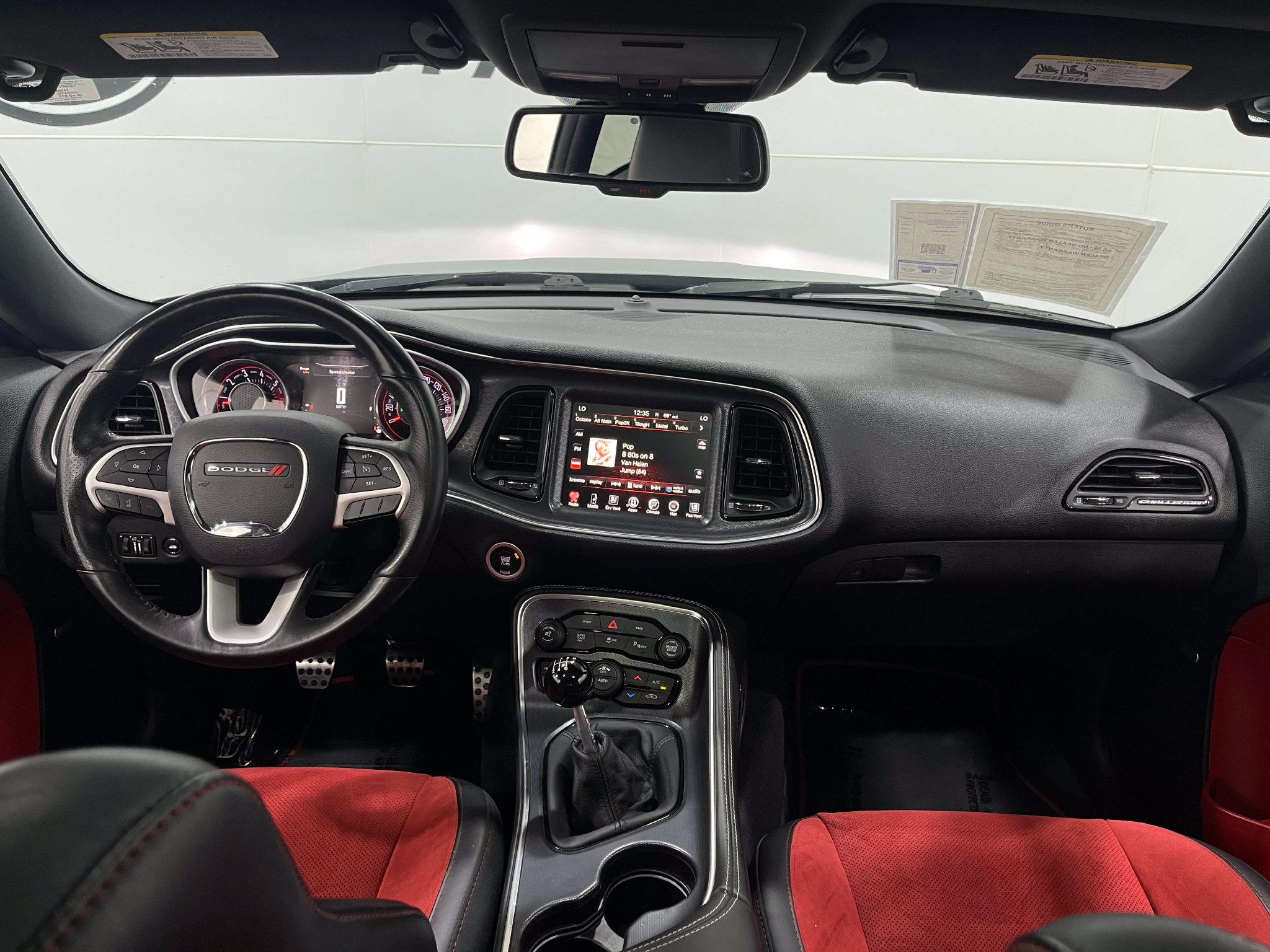 Used 2016 Dodge Challenger R/T Scat Pack w/ Leather Interior Group RWD image 18