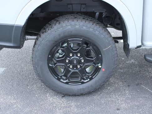 New 2026 Ford Ranger XLT w/ Equipment Group 301A High AWD/4WD image 17