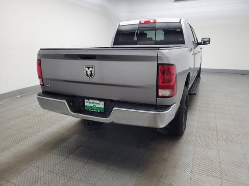 Used 2019 RAM 1500 Classic SLT RWD image 9