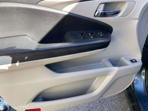 Certified 2019 Honda Pilot EX image 11