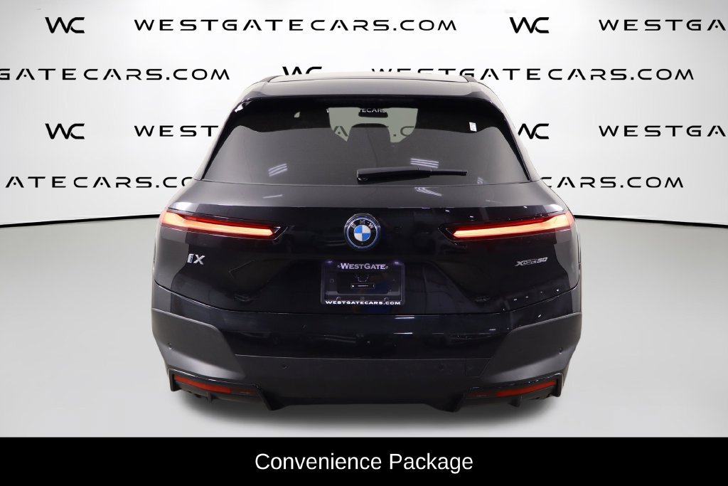 Used 2024 BMW iX xDrive50 w/ Convenience Package AWD/4WD image 4