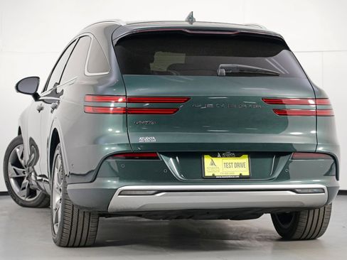 Used 2024 Genesis Electrified GV70 Advanced image 5