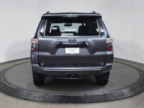 Used 2022 Toyota 4Runner TRD Off-Road Premium image 6