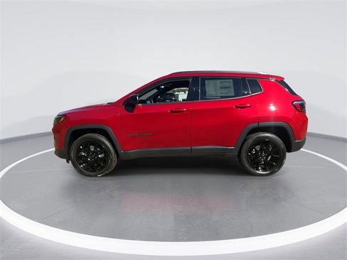 New 2026 Jeep Compass Latitude image 5