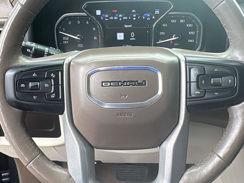 Used 2021 GMC Yukon XL Denali AWD/4WD image 17