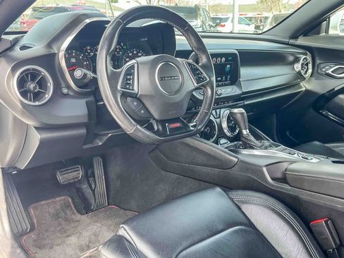 Used 2018 Chevrolet Camaro SS w/ LPO, Ground Effects Package image 8