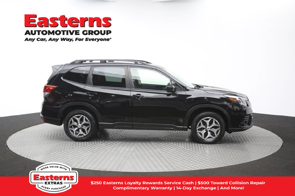 Used 2022 Subaru Forester Premium AWD/4WD image 50