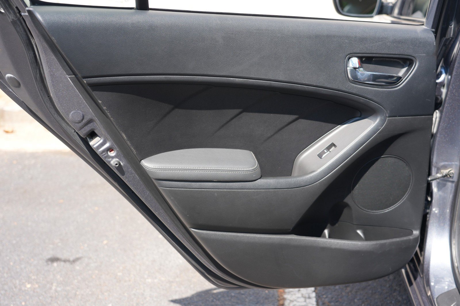Used 2018 Kia Forte S FWD image 35