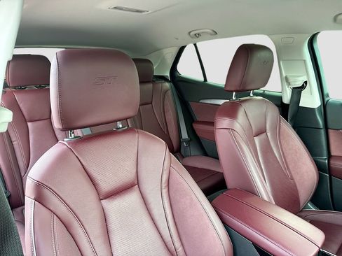 Used 2025 Buick Envision Sport Touring AWD/4WD image 25
