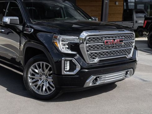 Used 2019 GMC Sierra 1500 Denali w/ Denali Ultimate Package AWD/4WD image 8