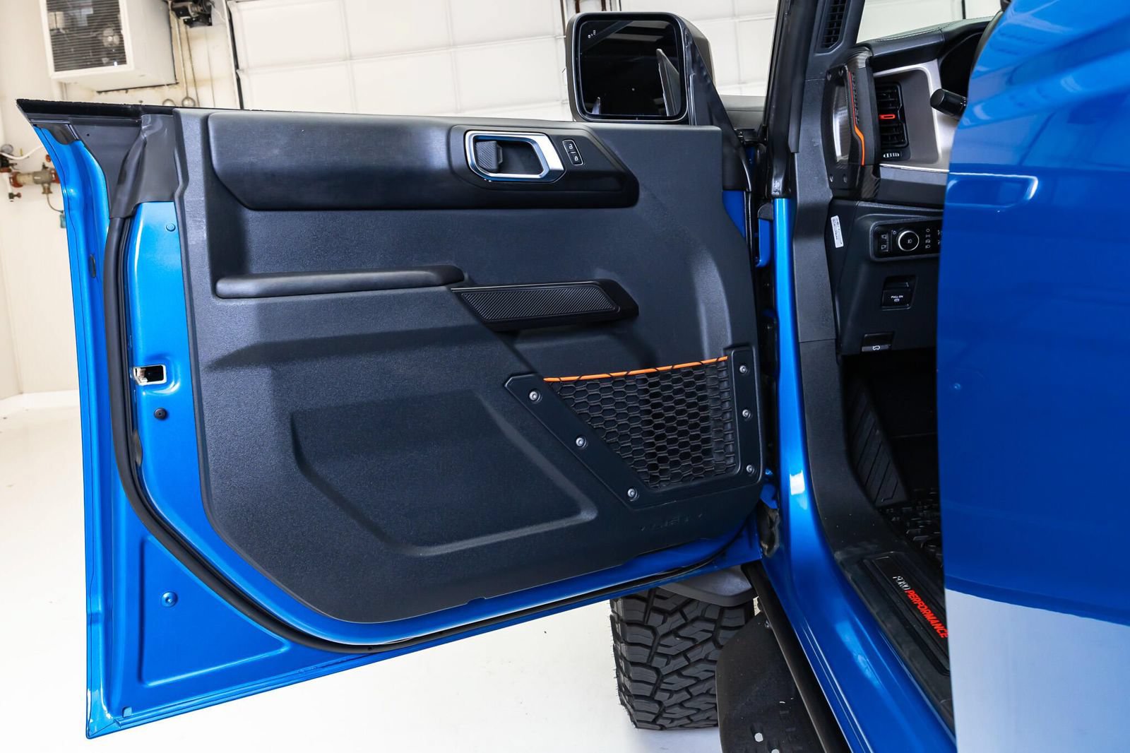 Used 2024 Ford Bronco Raptor AWD/4WD image 35