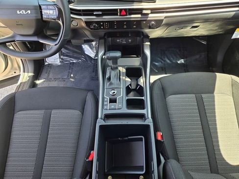 New 2026 Kia Sorento LX FWD image 20