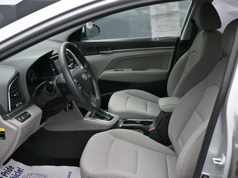 Used 2018 Hyundai Elantra SEL image 16