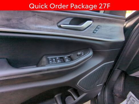 Used 2023 Jeep Grand Cherokee 4WD 4xe w/ Luxury Tech Group II image 8