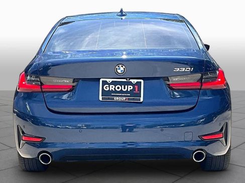 Used 2022 BMW 330i Sedan w/ Premium Package 2 RWD image 4
