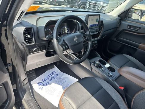 Used 2023 Ford Bronco Sport Outer Banks w/ Tech Package AWD/4WD image 10