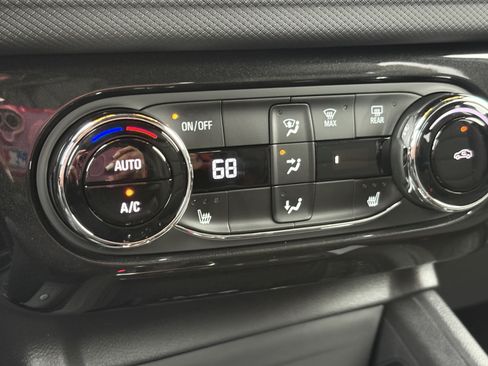 Used 2026 Chevrolet TrailBlazer RS w/ Convenience Package AWD/4WD image 23