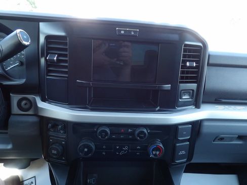 Used 2025 Ford F350 XLT w/ FX4 Off-Road Package AWD/4WD image 23