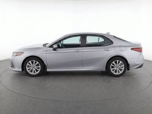Used 2026 Toyota Camry LE AWD/4WD image 6
