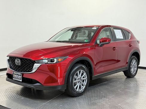 Used 2023 MAZDA CX-5 AWD 2.5 S w/ Preferred Package image 3