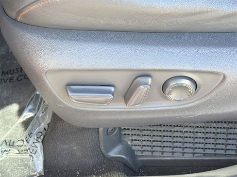 Used 2021 Toyota Sienna XSE w/ XSE Plus Package image 25