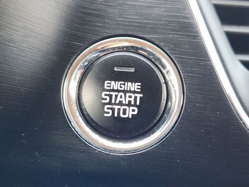 Used 2019 Kia Sedona EX FWD image 22