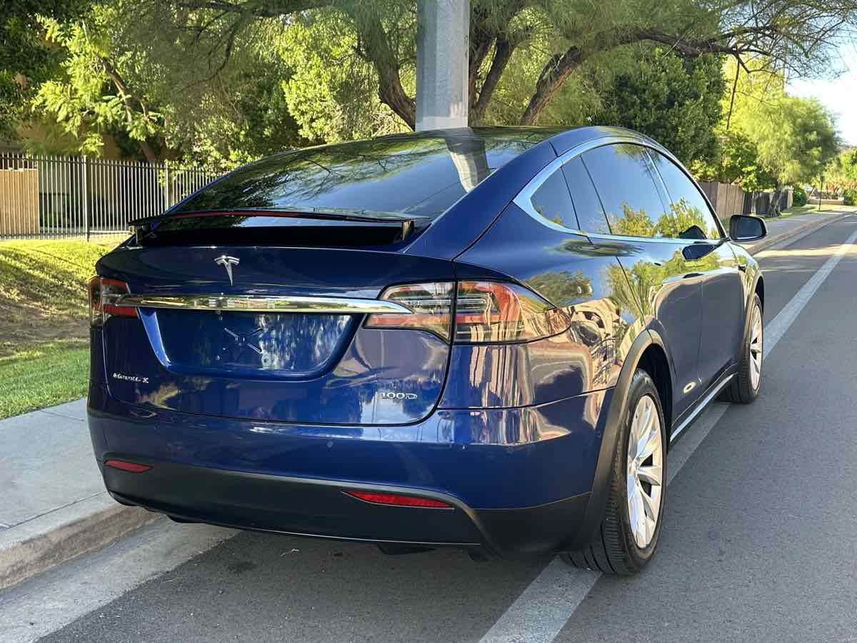 Used 2018 Tesla Model X 100D AWD/4WD image 8