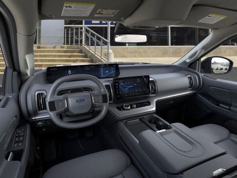 New 2026 Ford Expedition Max Active image 9