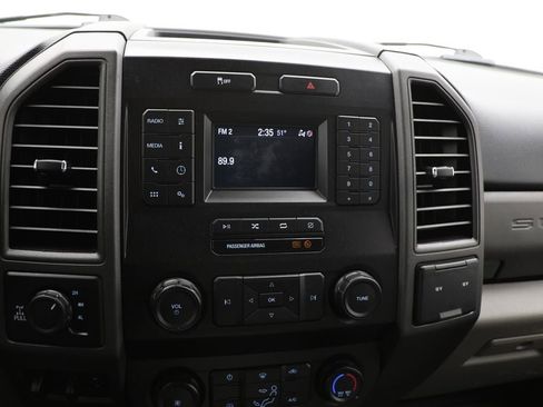 Used 2021 Ford F250 XL w/ Power Equipment Group AWD/4WD image 24